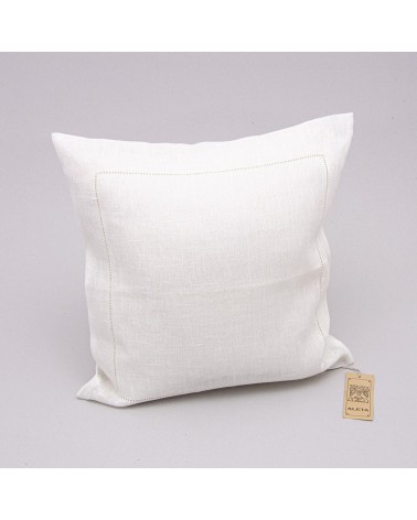 Pillow cover With machine hemstitch