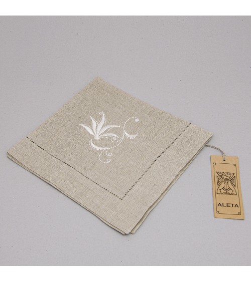 Napkin with embroidery "Pakalnute"
