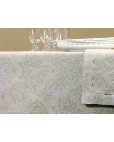 Tablecloth with 3cm border