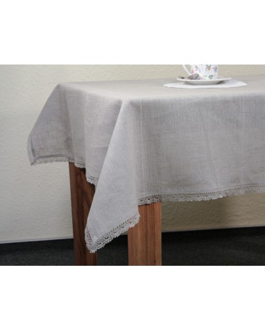 Tablecloth with "Agne" laces around